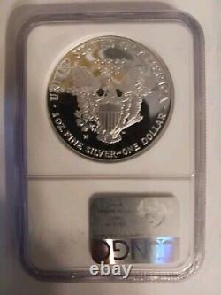 2002 W SILVER EAGLE NGC-CERTIFIED Pf 70 ULTRA CAMEO