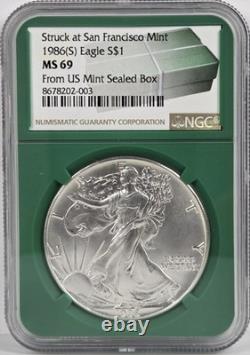 1986 (S) et 1987 (S) Aigles d’argent Green Core S$1 MS69 provenant d’une boîte scellée de l’US Mint