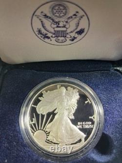2007-W 1 $ American Eagle en argent DCAM Proof (PR-70 estimé) emballage officiel de la Monnaie des États-Unis et COA