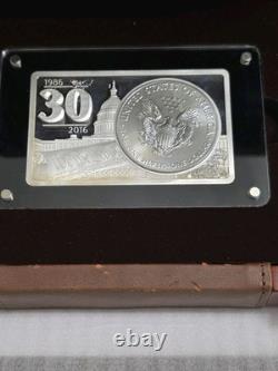 2016 30e anniversaire de la pièce Silver Eagle ensemble barre d'argent de 2 oz + pièce avec boîte et certificat d'authenticité