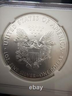 2017 Silver Eagle NGC MS 69 Premières émissions, état impeccable, sans taches
