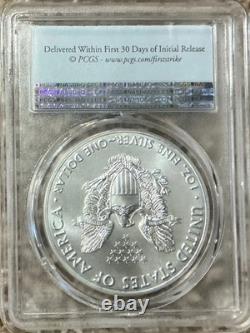 2017-p 1 $ Pièce d'Aigle en Argent Américain Premier Coup Pcgs Ms70 Étiquette Drapeau
