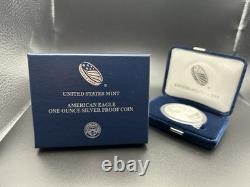 250e Anniversaire de la Marine des États-Unis Pièce en Argent Proof d'Un Ounce Aigle Américain SCELLÉE