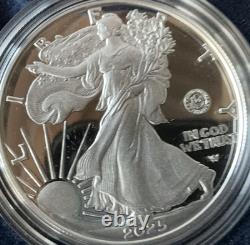 250e anniversaire de l'ARMÉE DES ÉTATS-UNIS Pièce en argent proof d'un oz avec aigle américain
