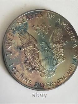 American Eagle 1992 en argent de 1 once avec patine arc-en-ciel