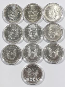 Collection de 30 pièces de l'American Silver Eagle. 1986-2015. Toutes en qualité éclatante non circulée.