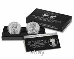 Ensemble de deux pièces de monnaie américaines des États-Unis de l'aigle américain de la Monnaie U. S. de 2021, une once d'argent, épreuve inversée.
