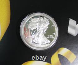 Ensemble de félicitations 2017 S Proof Silver Eagle dans son emballage d'origine de la Monnaie.