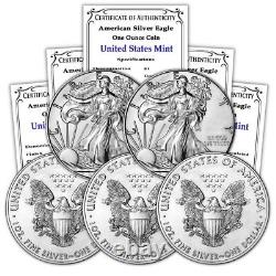 Lot aléatoire de 5 American Silver Eagle de 1 once, type 1, non circulées et brillantes, avec certificat d'authenticité