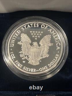 Lot de trois pièces de monnaie de preuve américaines en argent Eagle Dollar ASE, dans leur boîte OGP et avec leur certificat d'authenticité .999