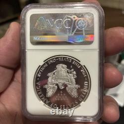 Magnifique 2018W Preuve 1 oz American Silver Eagle NGC PF70 Ultra Cameo signé par Moy