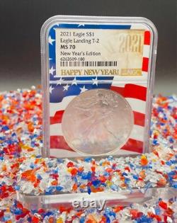 Mint ! Édition du Nouvel An 2021 $1 Silver Eagle T-2 NGC MS70 Noyau Drapeau US Rare