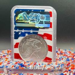 Mint ! Édition du Nouvel An 2021 $1 Silver Eagle T-2 NGC MS70 Noyau Drapeau US Rare