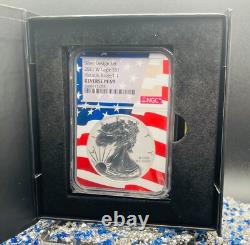 Mint ! Édition du Nouvel An 2021 $1 Silver Eagle T-2 NGC MS70 Noyau Drapeau US Rare