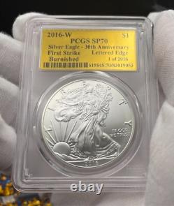 Monnaie ! Éagle en argent de 1 $ 2016 avec bordure lettrée PCGS SP70 en or laminé, 1 sur 2016