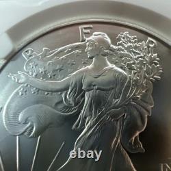 Monnaie des États-Unis 2025 American Silver Eagle avec marque d’atelier Eagle, 1 oz 999 NGC 9.9 8667093-158