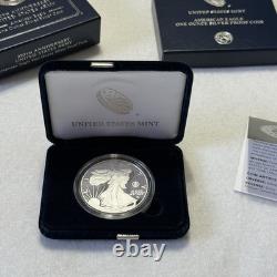 Monnaie en argent proof d'une once de l'Aigle américain de l'Armée des États-Unis - 250ème anniversaire