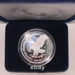 Pièce en Argent Proof d'une Once American Eagle pour le 250ème Anniversaire de l'Armée des États-Unis
