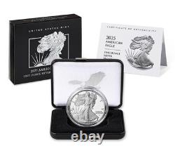 Pièce en argent de preuve d'une once avec aigle américain pour le 250e anniversaire de l'Armée américaine