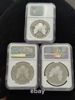 Pièces de monnaie American Silver Eagle, notées NGC PF 69 Ultra Cameo Collection. 96' 12' 16